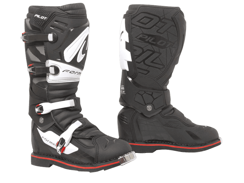 Forma Pilot FX Boots Black / White 1